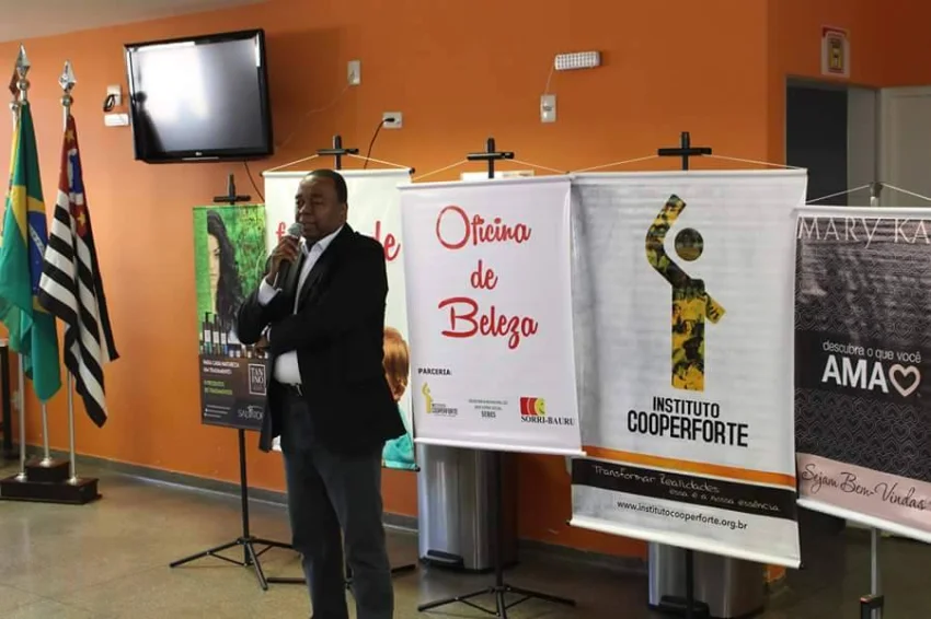 SORRI-BAURU inaugura �Oficina de Beleza�