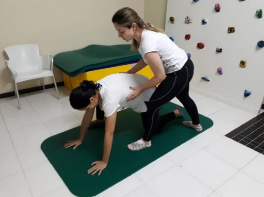 Fisioterapeutas da SORRI-BAURU concluem Curso Avanado de Beb - Conceito Bobath no RJ