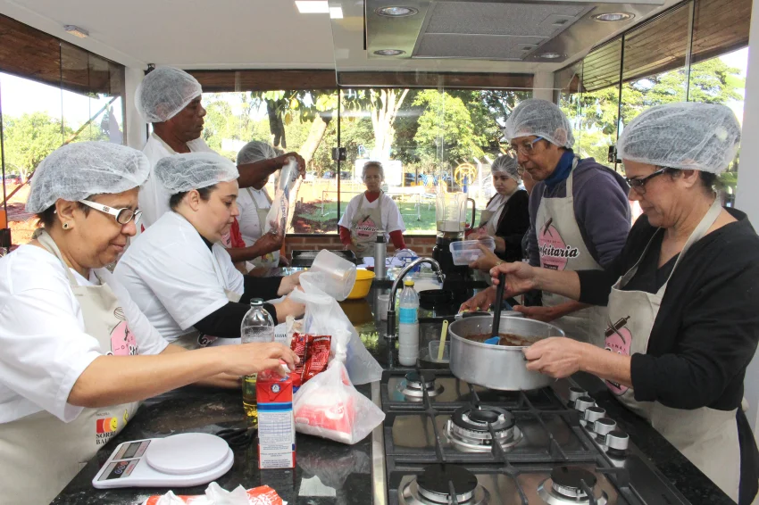�DIA D� na SORRI-BAURU cadastra 76 pessoas com defici�ncia que buscam uma vaga de trabalho