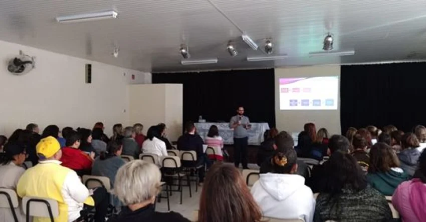 I F�rum Intersetorial de Rede da Regi�o Noroeste - Diversidade Sexual e de G�nero conta com a participa��o da SORRI-BAURU