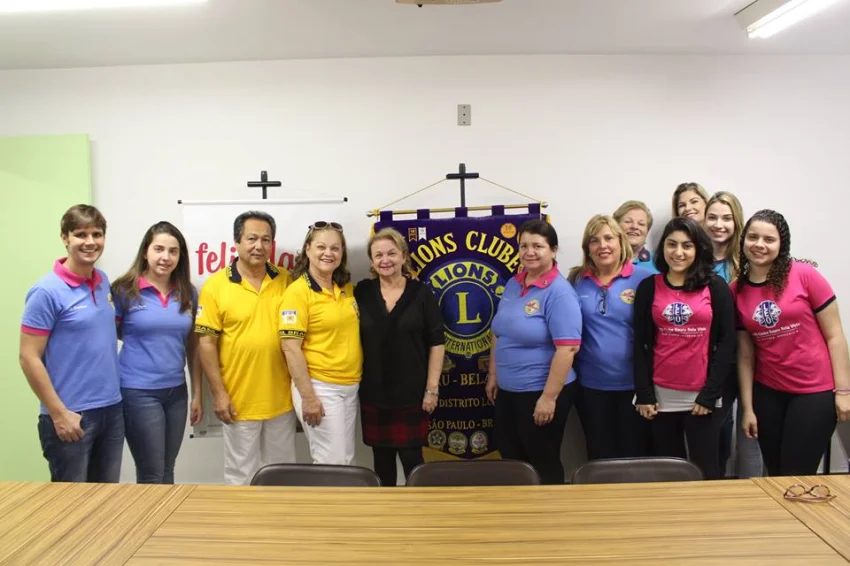 Governadora do Lions Club visita a SORRI-BAURU.