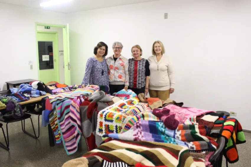 Doa��o de mantas � SORRI-BAURU.