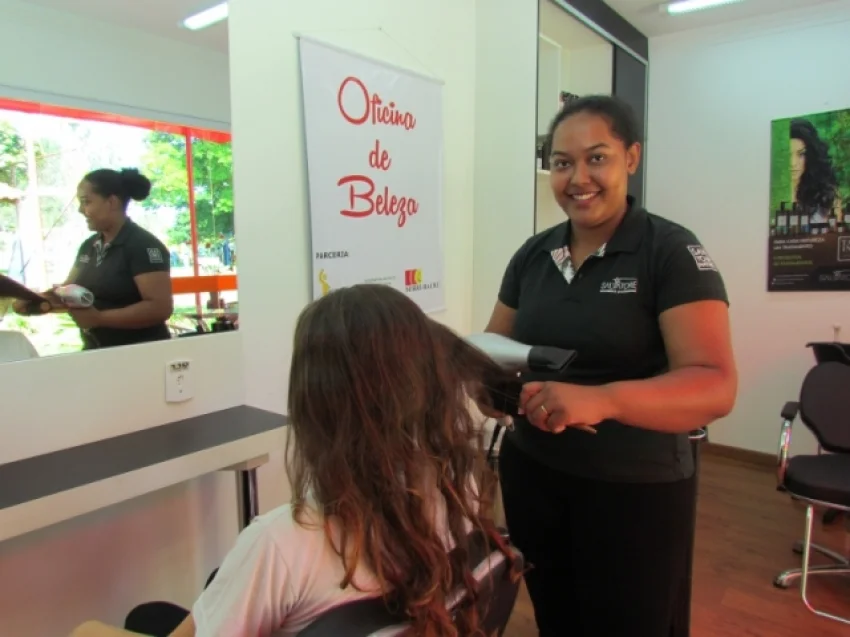 Autonomia e Acesso � Renda: SORRI oferece Curso de Beleza a pessoas com defici�ncia