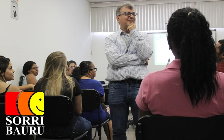 Usurios da SORRI-BAURU participam de palestra do Sebrae-Bauru