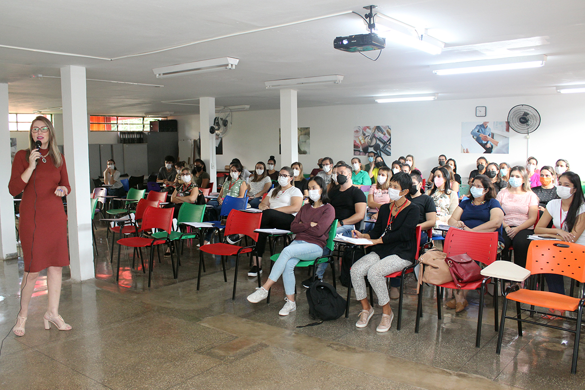 Profissionais da SORRI-BAURU iniciam capacitao para preveno de violncia sexual