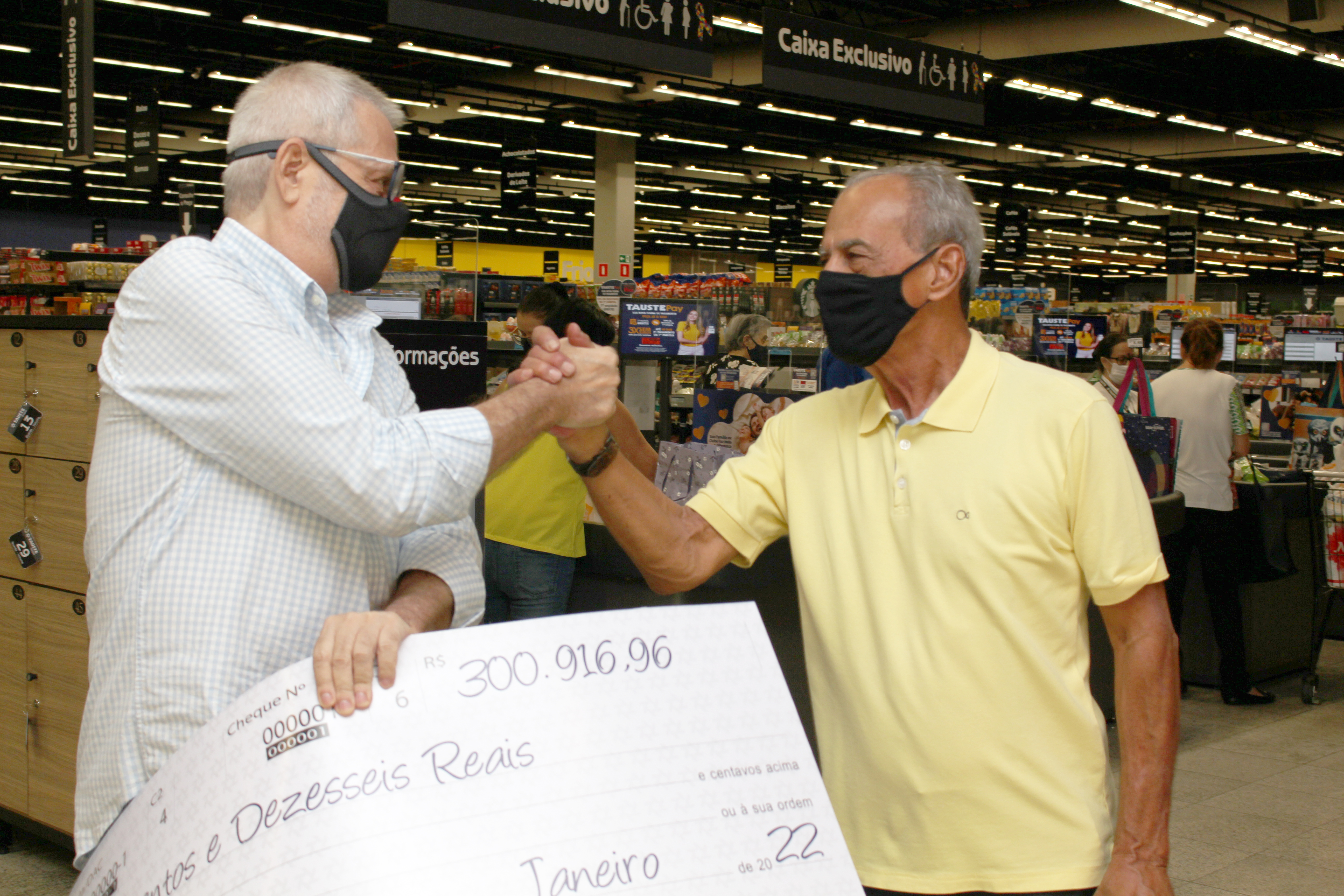 SORRI-BAURU recebe a receita do Panetone Solidrio