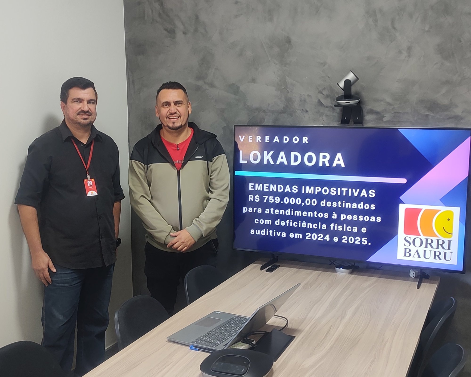 Sorri Bauru recebe visita do parlamentar Lokadora